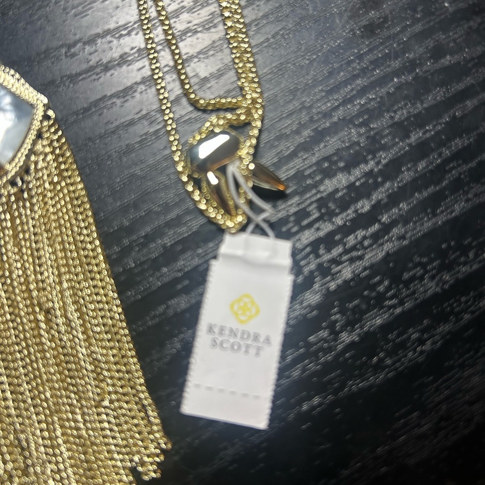 Kendra Scott Kingston Long Tassel Pendant Necklace- Gold Tone Mother Pearl Style - Picture 5 of 5